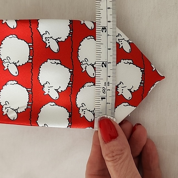 Kai Long Fun Novelty Print Black Sheep Red Handmade Silk Tie (O15) - Picture 7 of 7
